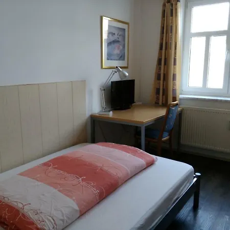 Mobliertes Mit Eigenem Bad In Forchheim, Reuth Guest house